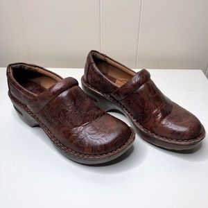 BOC Born  Brown Leather Clogs